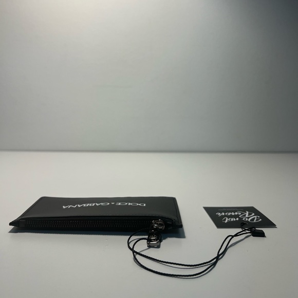 Dolce & Gabbana D&G Vertical Logo Plaque Zippered Leather Cardholder Coin Purse - Picture 7 of 12